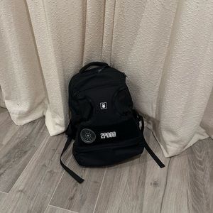 2POOD gym bag